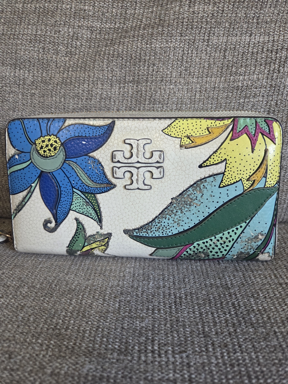 Tory Burch Thea Applique Continental Leather Wallet White Floral Zip